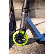 Load image into Gallery viewer, Blunt Colt S6 Silver Complete scooter