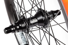 Load image into Gallery viewer, BSD CRBN-XLT Back street pro- Rear wheel