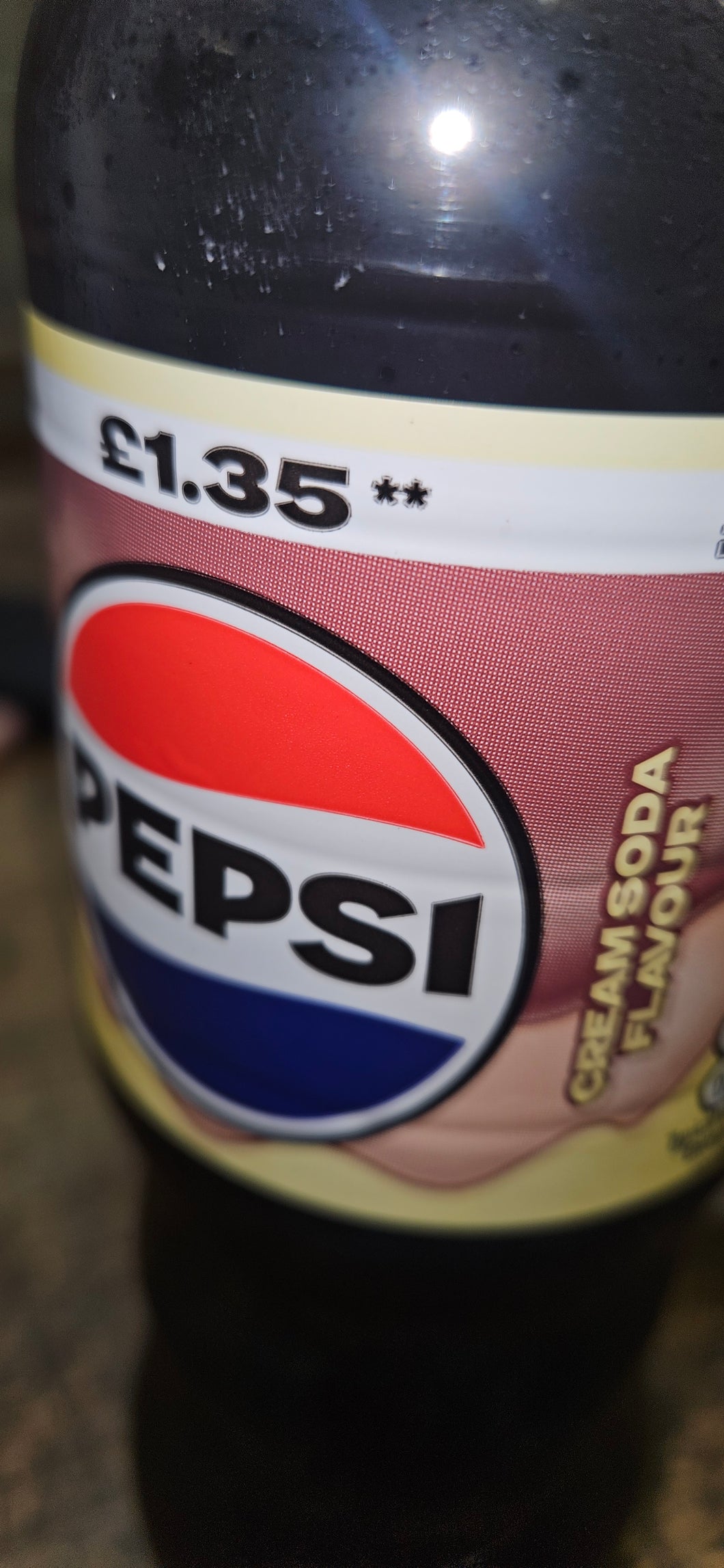 Pepsi cream soda drink