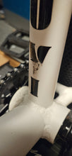 Load image into Gallery viewer, 2025 cult Juvenile 18” Bmx Bike - White With Black Parts. Ex display Minor cosmetic marks