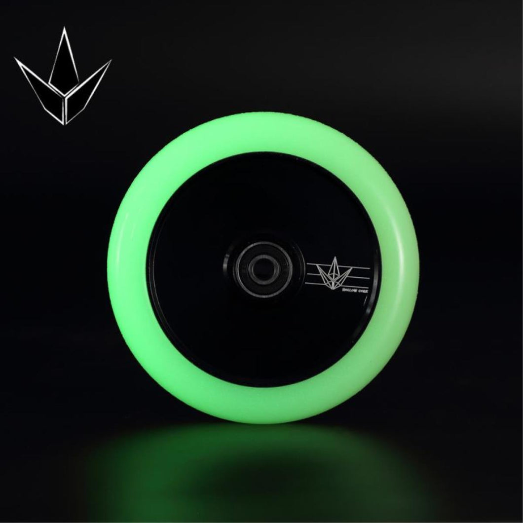 Blunt Envy 120mm Hollow Core Wheel - Glow in the Dark / Black